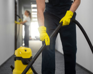 Commercial workspace cleaning